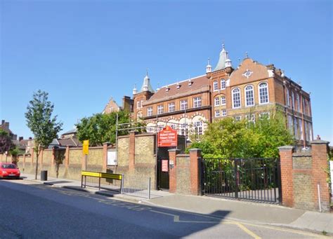 primary schools in brixton